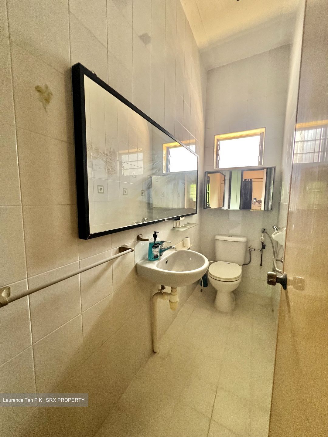 Jasmine Road (D20),  #536929551